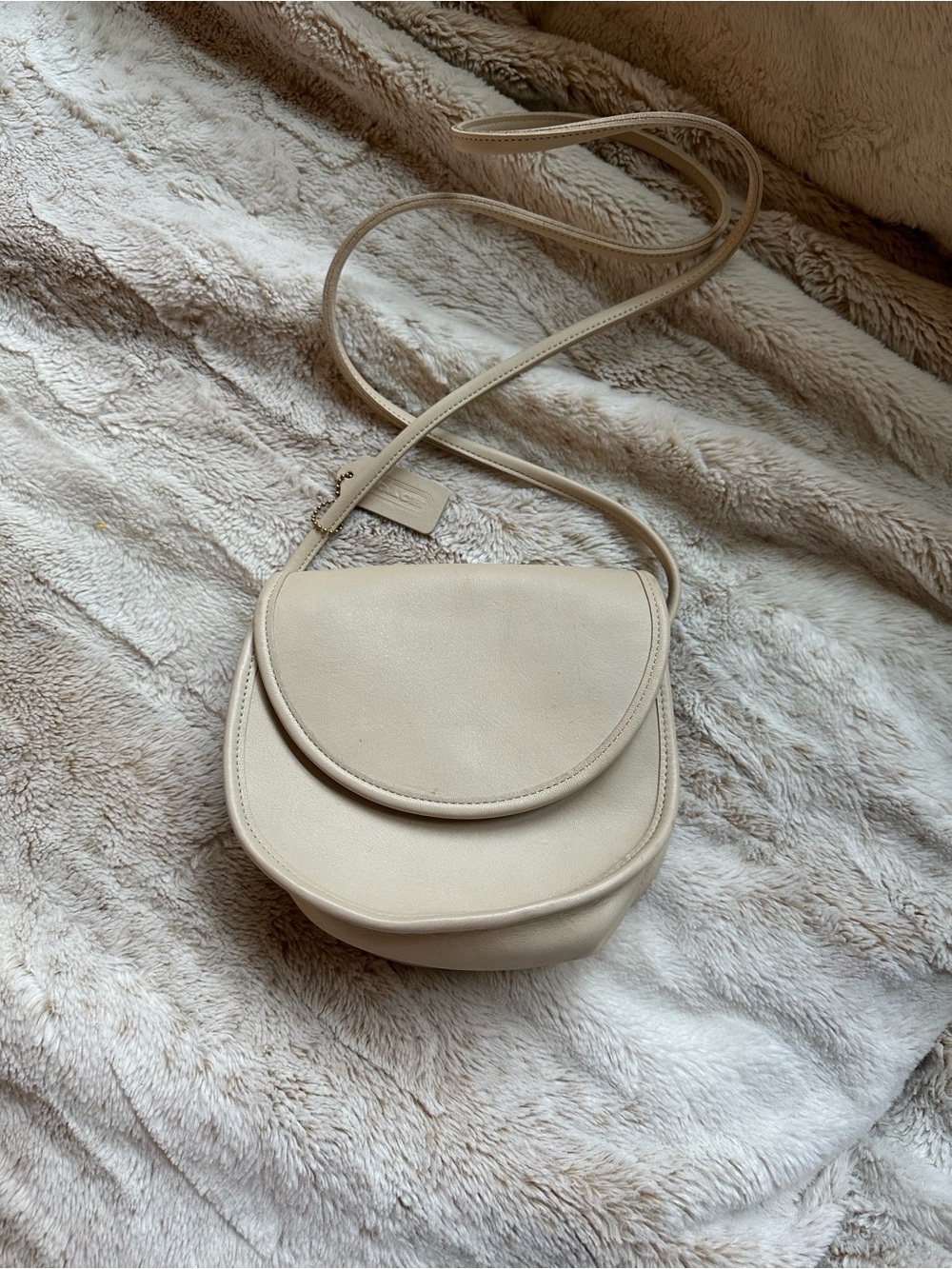 VTG 90’s Coach Casey Cream Leather Saddle Crossbody